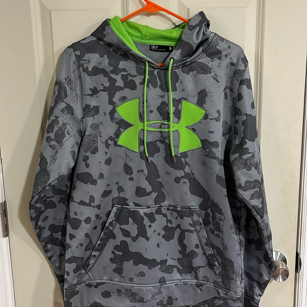 Men’s under armor hoodie
